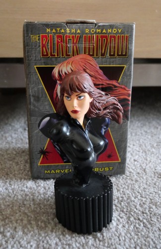 Bowen marvel bust approx - bust, 4"
