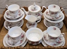 Royal Albert Lavender Rose  21
