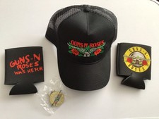 Guns N' Roses Logo Snap Back Baseball Cap, Enamel Keyring, Cup Holders 2017