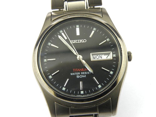 Mens seiko 7n43 9050 titanium - seiko,