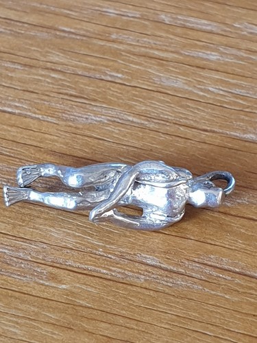 Used vintage silver scuba - used,