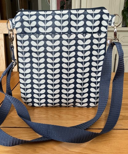 Cross body bag - ,
