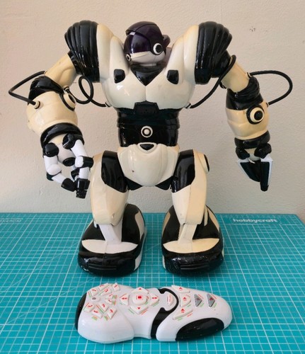 Wowwee robosapien 2004 - robosapien,