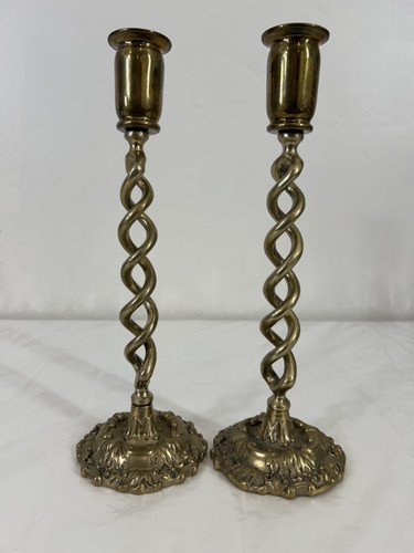 Lot pair of - lot,