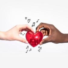 Kissing Tester Red Love Heart