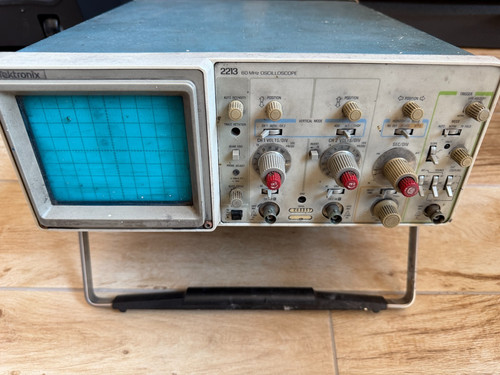 Vintage tektronix 2215 60mhz - 2215,