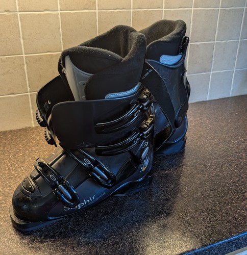 Rossignol ski boots and - ski, bag