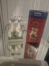 Walt Disney Figure Showcase