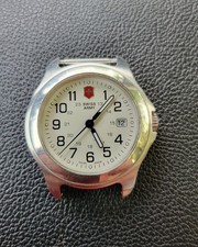 Victorinox Swiss Army Men's Wrist Watch (030085509) Sapphire Crystal