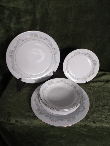 Fine china dinner set for - fine, 2