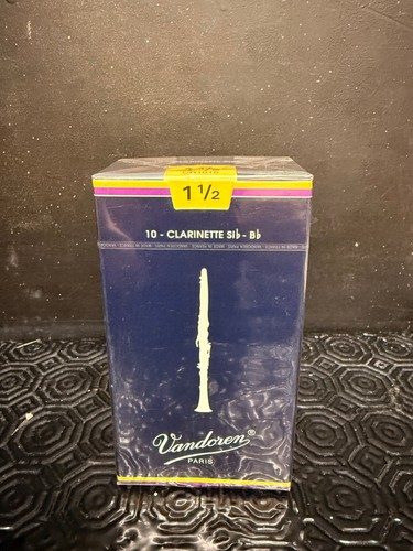 Vandoren clarinet reed 10 - vandoren,