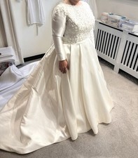 Pronovias Hope Wedding Dress