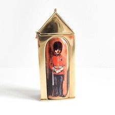 18 Carat Gold Plated Sampson