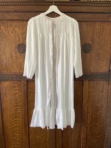 Vintage 1980s white - vintage,
