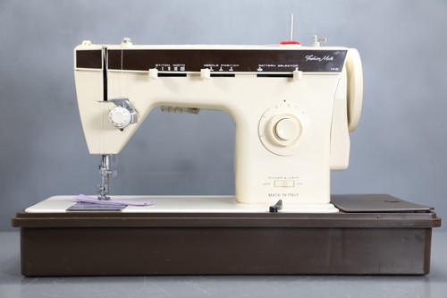 Serviced singer heavy - heavy, duty