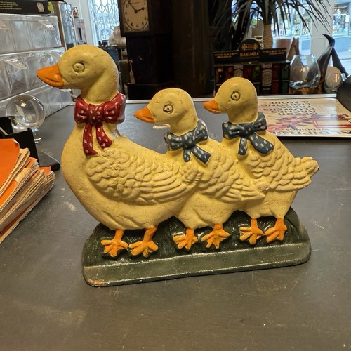 Cast iron duck - cast,