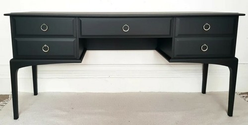 Stag minstrel painted black - minstrel,