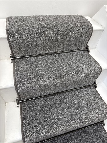 Carpet stair runner steps - 14,