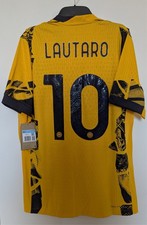 BNWT - Medium - Authentic /