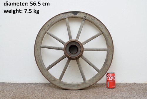 Vintage old wooden cart - , wagon