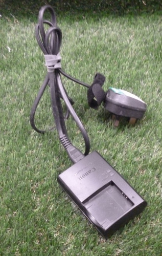 Canon camera battery charger - camera,