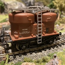 Hornby OO Gauge Twin Silo Prestwin Wagon No Box