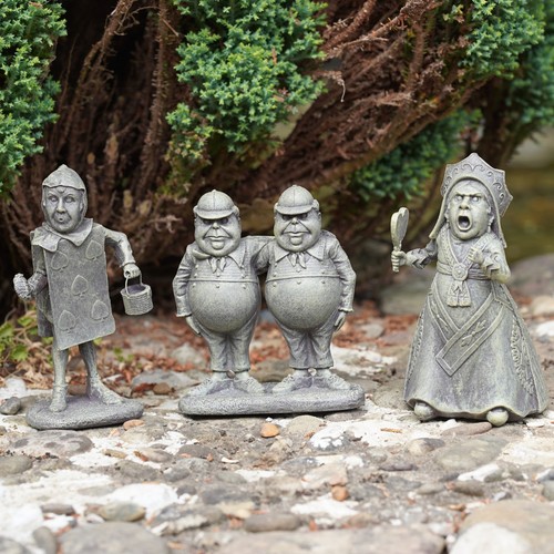 Alice wonderland figures - in,