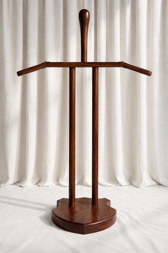 Wooden knight armor stand - wooden, full