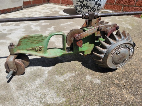 National walking tractor - national,