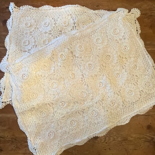 Hand crochet lace - crochet, pillow
