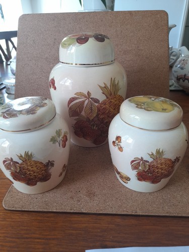 Royal worcester palissy - worcester,