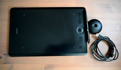 Wacom intuos pro medium - intuos,