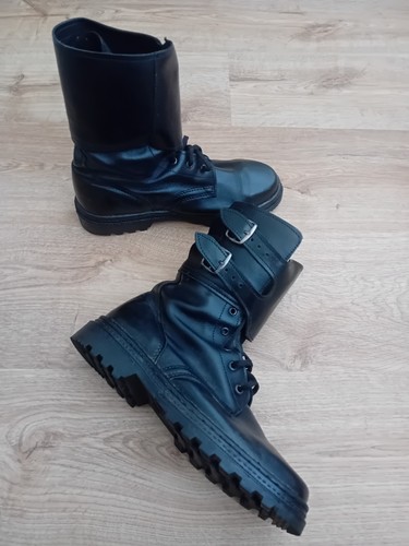 Russian ukrainian army - army, boots