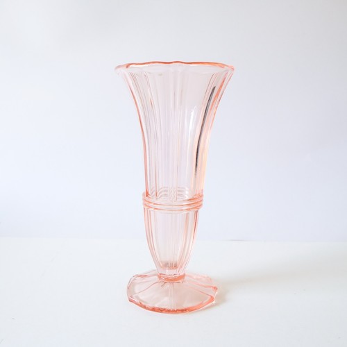 Vintage pink glass tulip - pink,