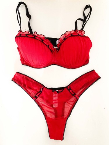 Gorgeous retro 1950 red - gorgeous,