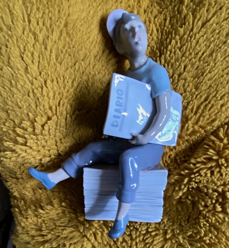 Lladró nao porcelain - lladró,