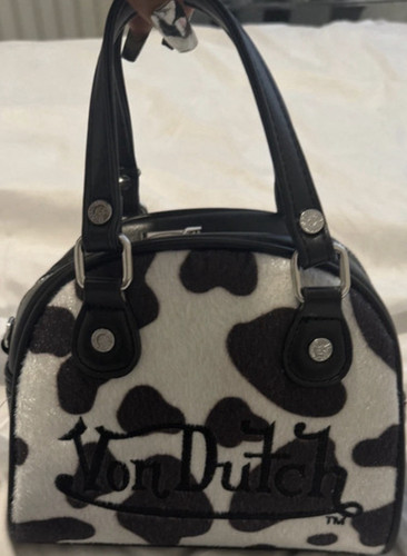 Von dutch black white - dutch, cow