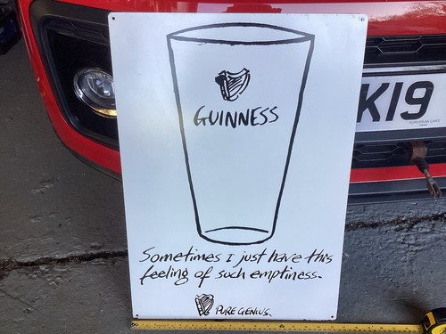 Original metal guinness - ,