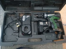 Hitachi cordless hammer drill set