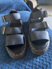 Dr. Martens Gryphon Black