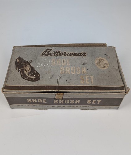 Vintage boxed shoe brush - shoe,