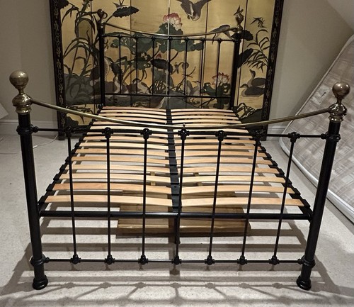 Black and brass 5ft bed - black,
