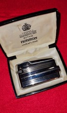 Ronson Varaflame Premier Lighter Vintage 1960s Made in England. Works GREAT .