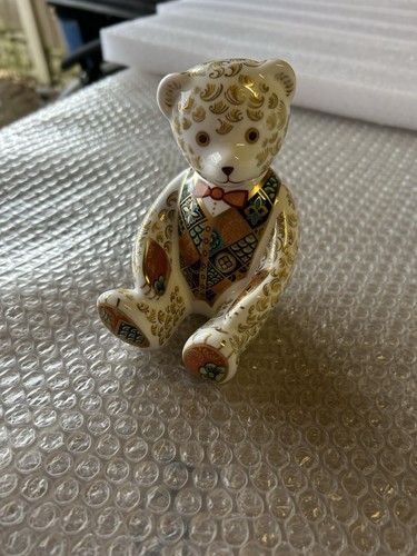 Royal crown derby signed - royal,