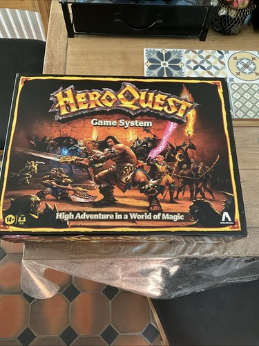 Hero quest board - hero, mb