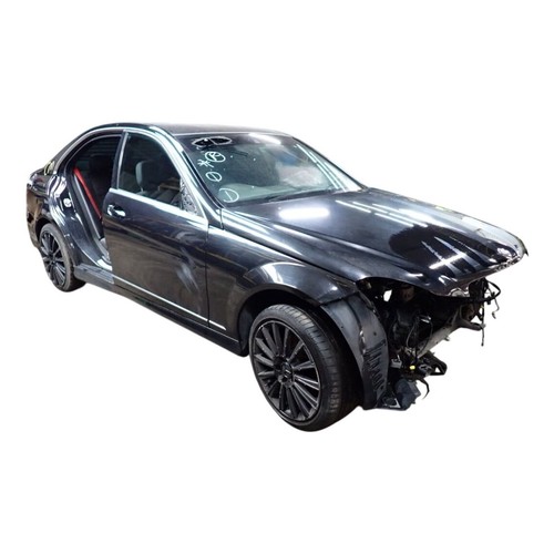 Mercedes class breaking - mercedes,