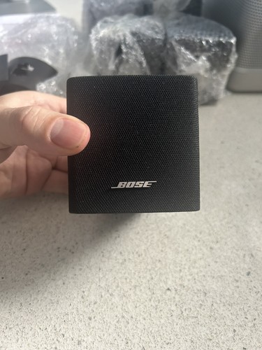 Bose black single cube - 1,