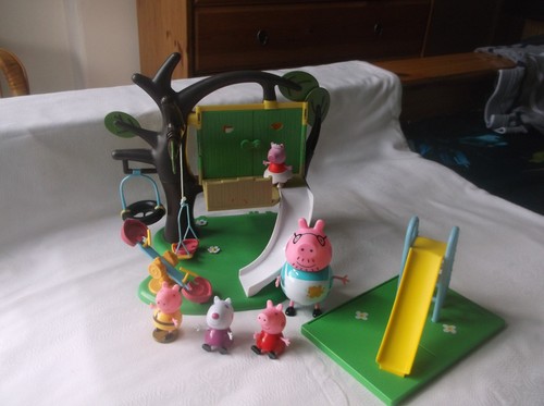 Peppa pig treehouse with - peppa,