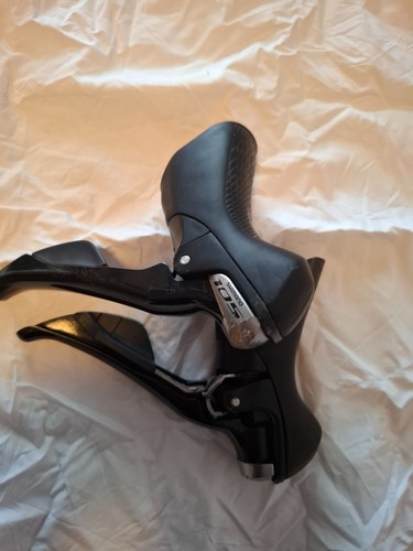 Shimano 105 5800 shifters - 105,