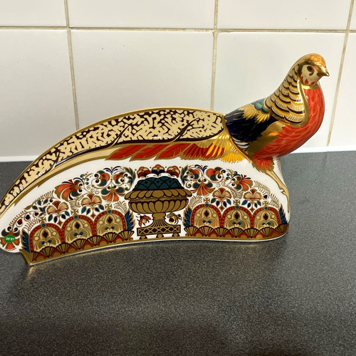 Royal crown derby - crown,